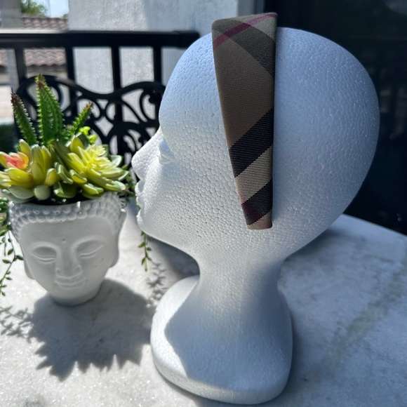 Classic Burberry Headband - Picture 3 of 5